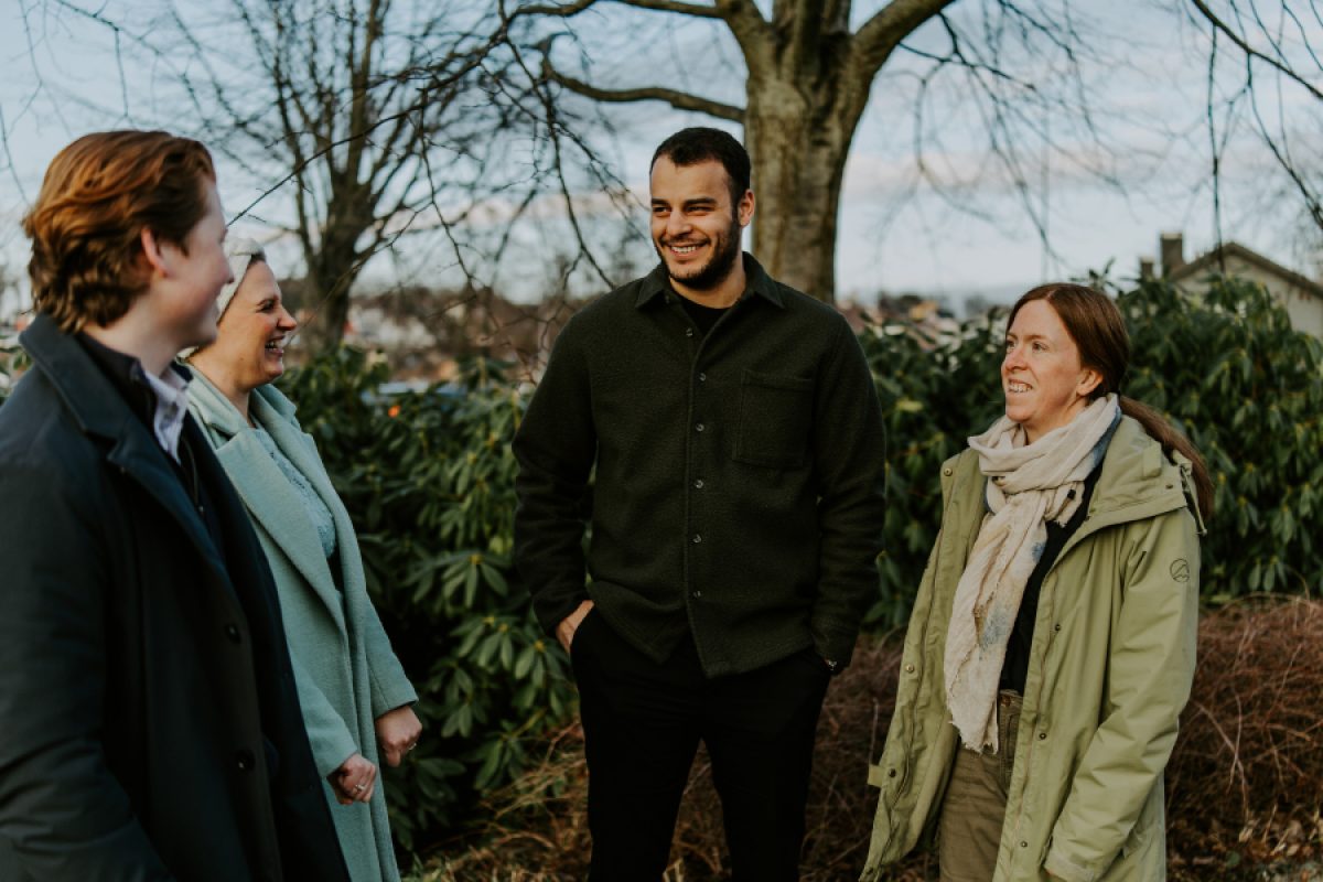 fotograf-lineowren-Mahmoud Carina ute ukorn lavopp
